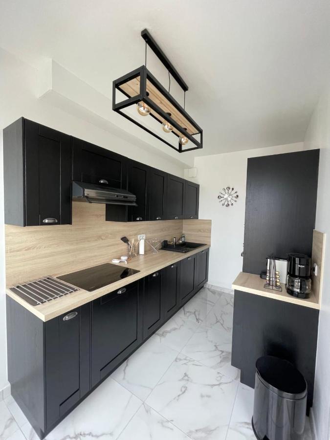 Bright Nest - Open View - Residential Area Apartment Ла Рошел Екстериор снимка